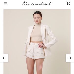 Line & Dot Avery Shorts NWT‎ Size Small